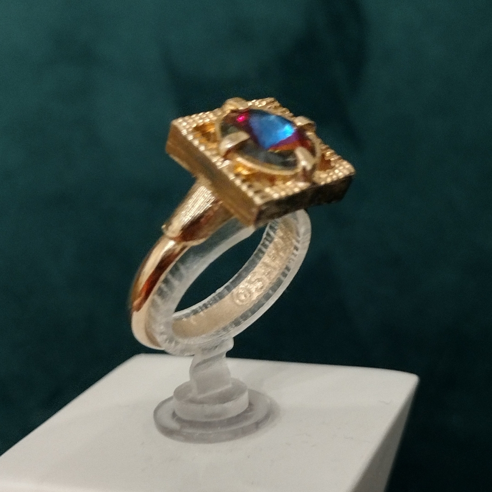 Vintage Sarah Coventry Volcano Ring Open Square Gold Tone